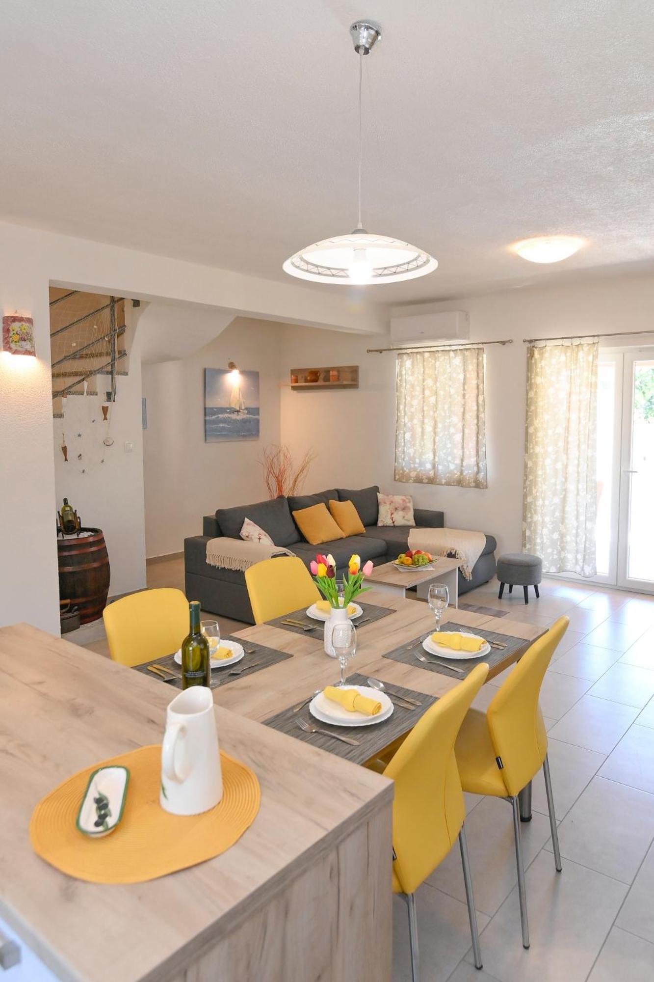 Vacation House Ulika Gabonjin Экстерьер фото