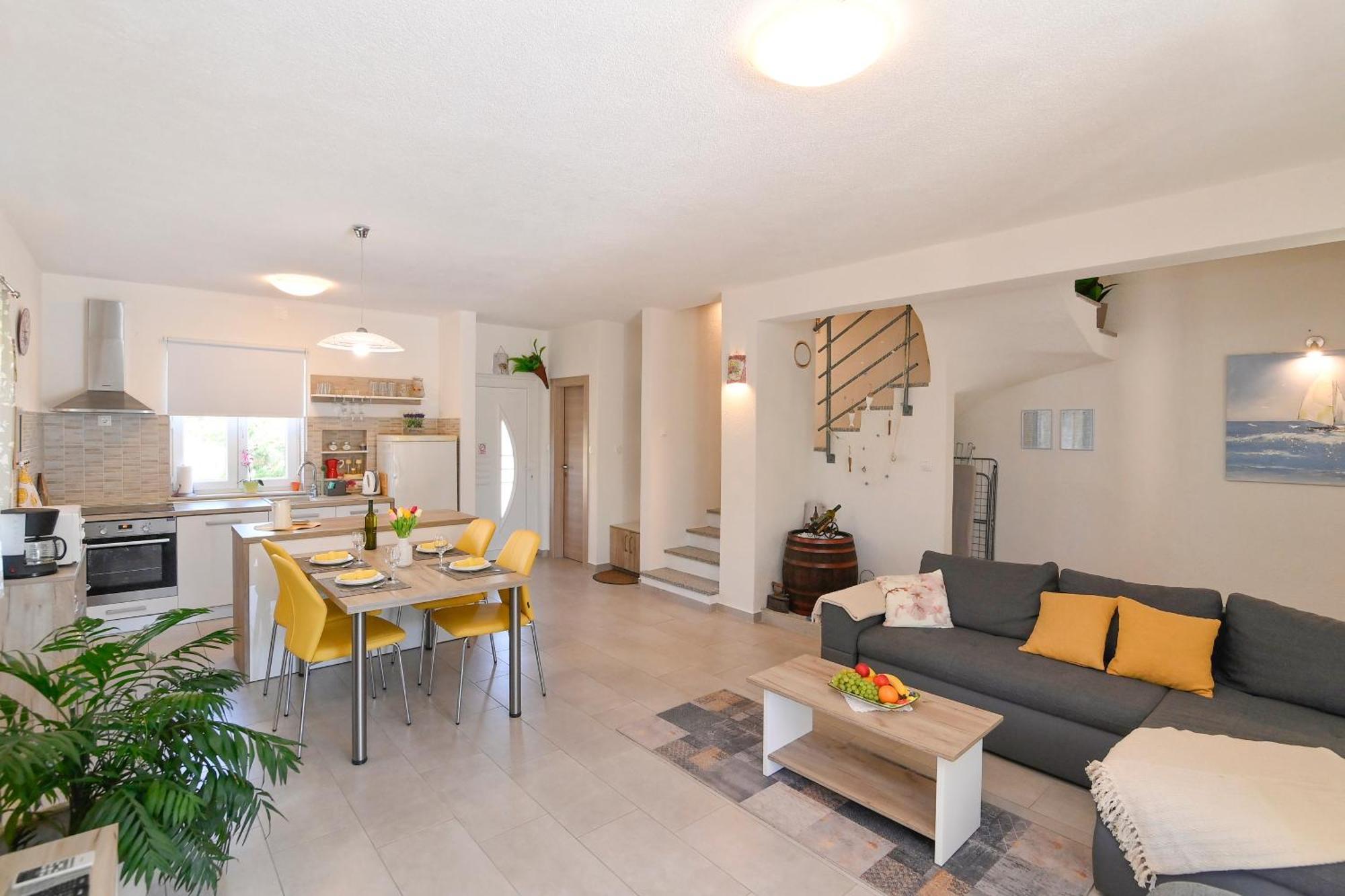 Vacation House Ulika Gabonjin Экстерьер фото