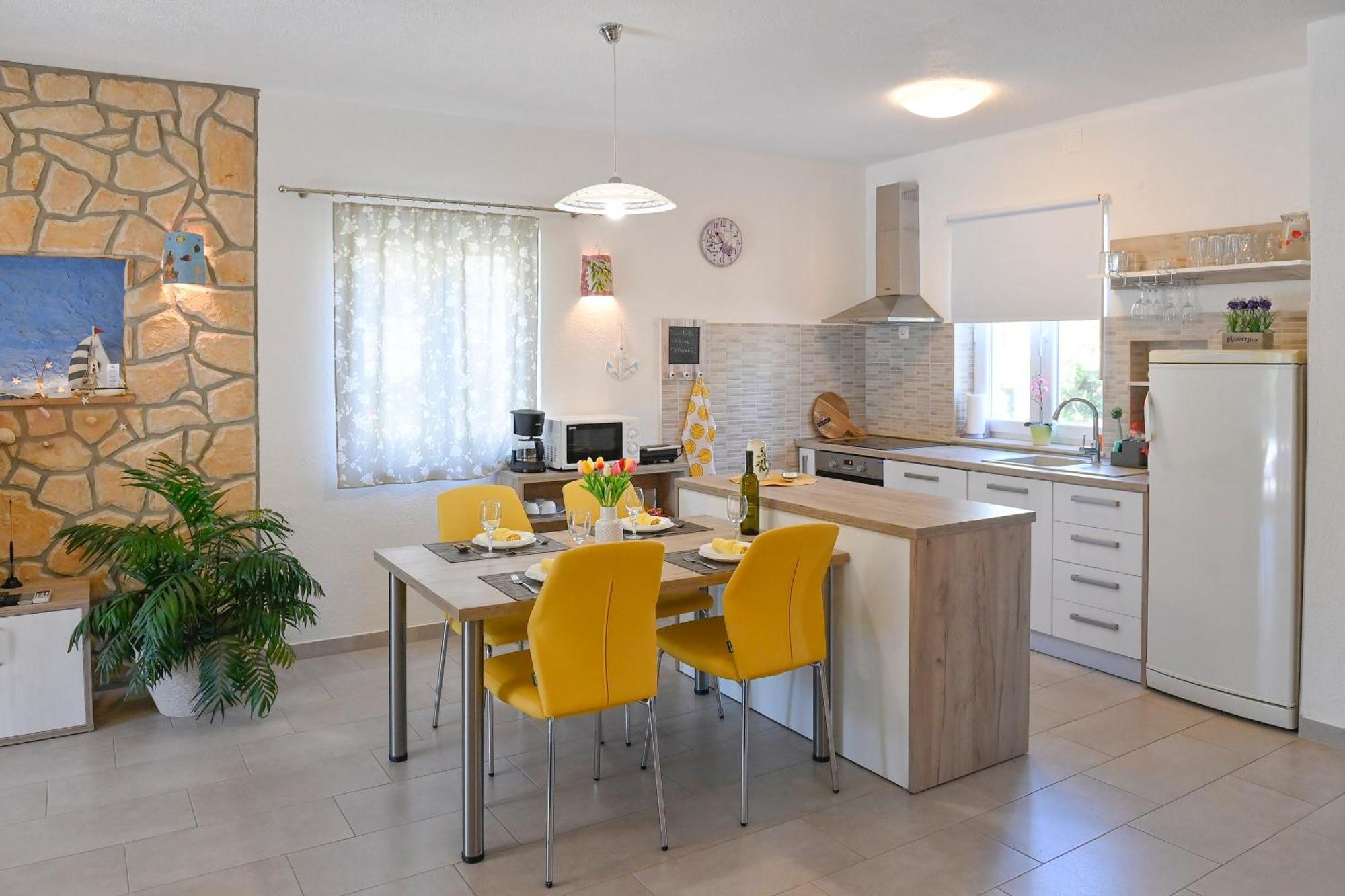 Vacation House Ulika Gabonjin Экстерьер фото