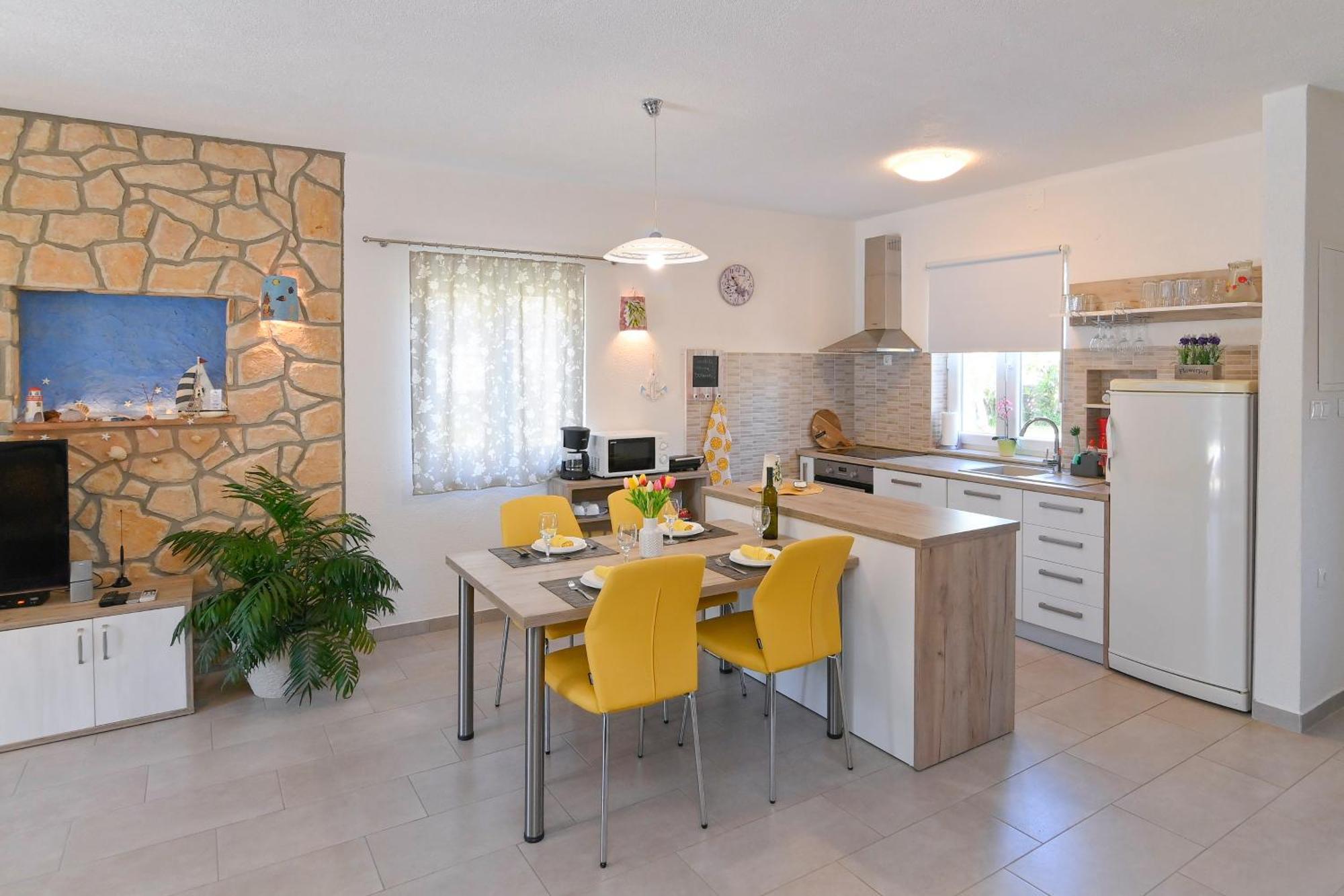 Vacation House Ulika Gabonjin Экстерьер фото