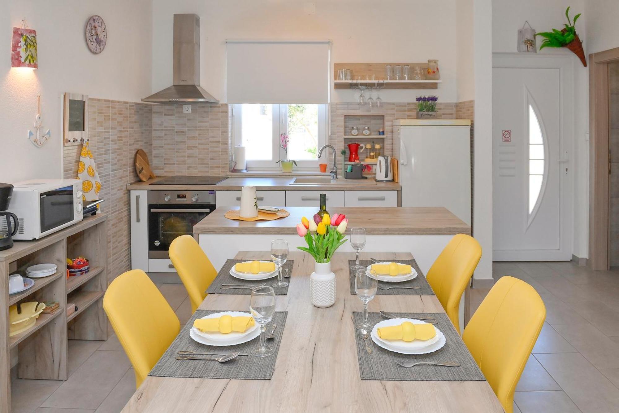 Vacation House Ulika Gabonjin Экстерьер фото