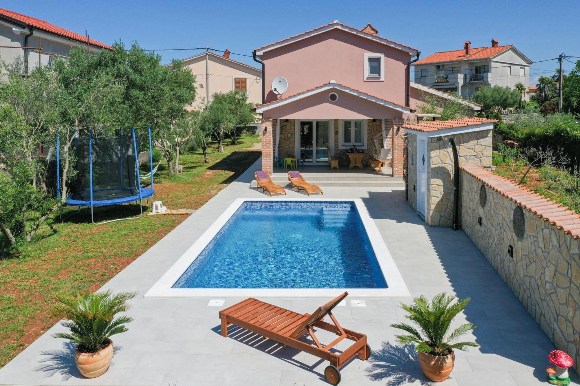 Vacation House Ulika Gabonjin Экстерьер фото